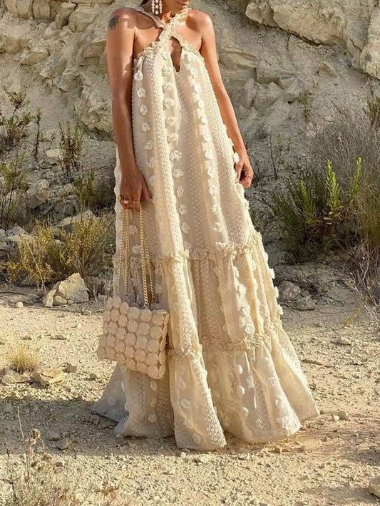 Effortless Chic: Sleeveless Halter Maxi Summer Dress